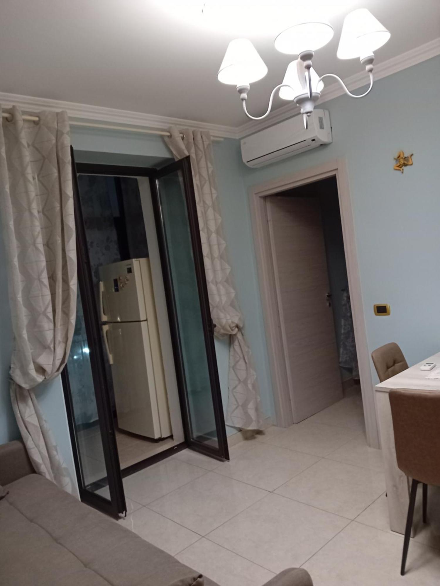カターニアCasa Ireneアパートメント エクステリア 写真